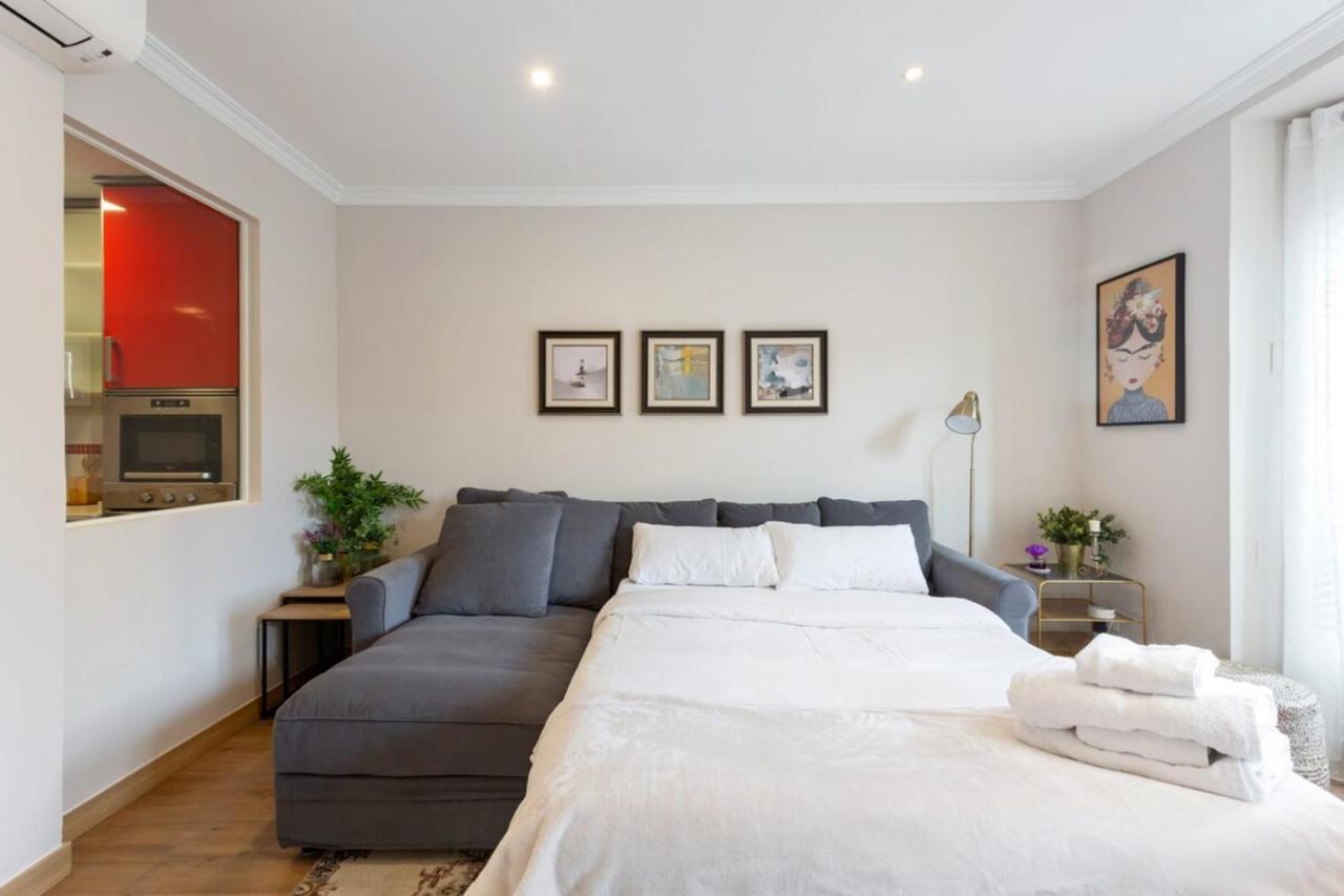 Elegant 1 Bedroom Apartment In The Heart Of Centro Madryt Zewnętrze zdjęcie