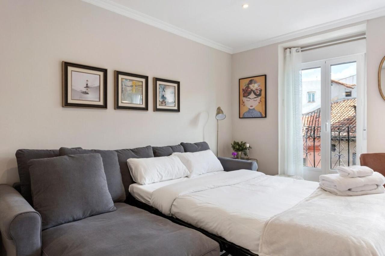 Elegant 1 Bedroom Apartment In The Heart Of Centro Madryt Zewnętrze zdjęcie
