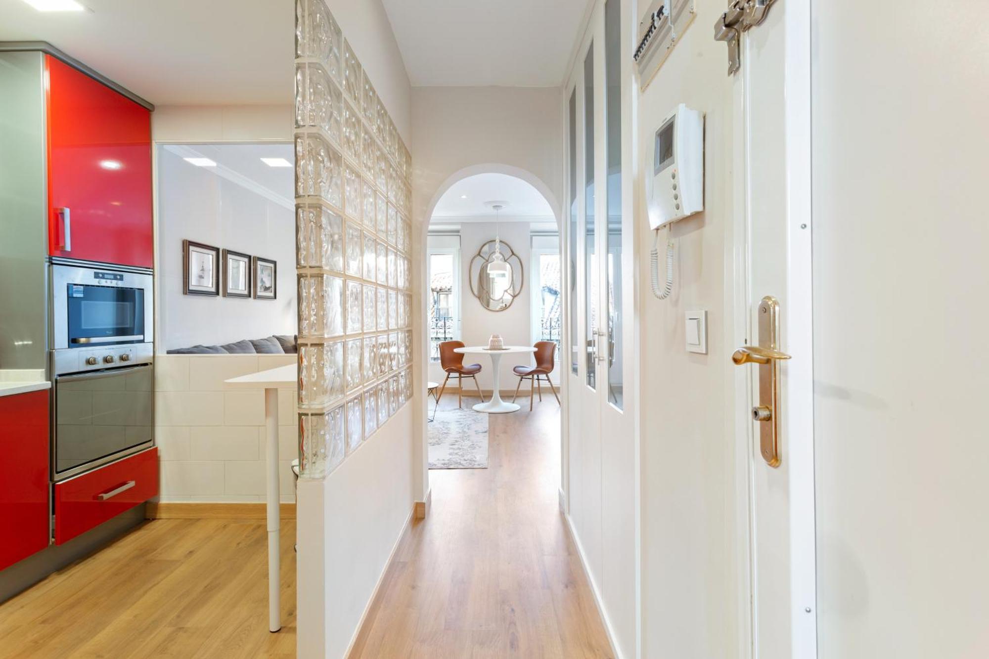 Elegant 1 Bedroom Apartment In The Heart Of Centro Madryt Zewnętrze zdjęcie